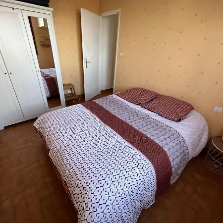 T2 Climatisé, Loggia Ensoleillée, Parking Privé, à 550m De La - - Fr-1-701-54 Appartamento *